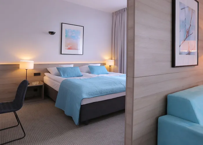 度假村 菲尔普蕾斯酒店 3*